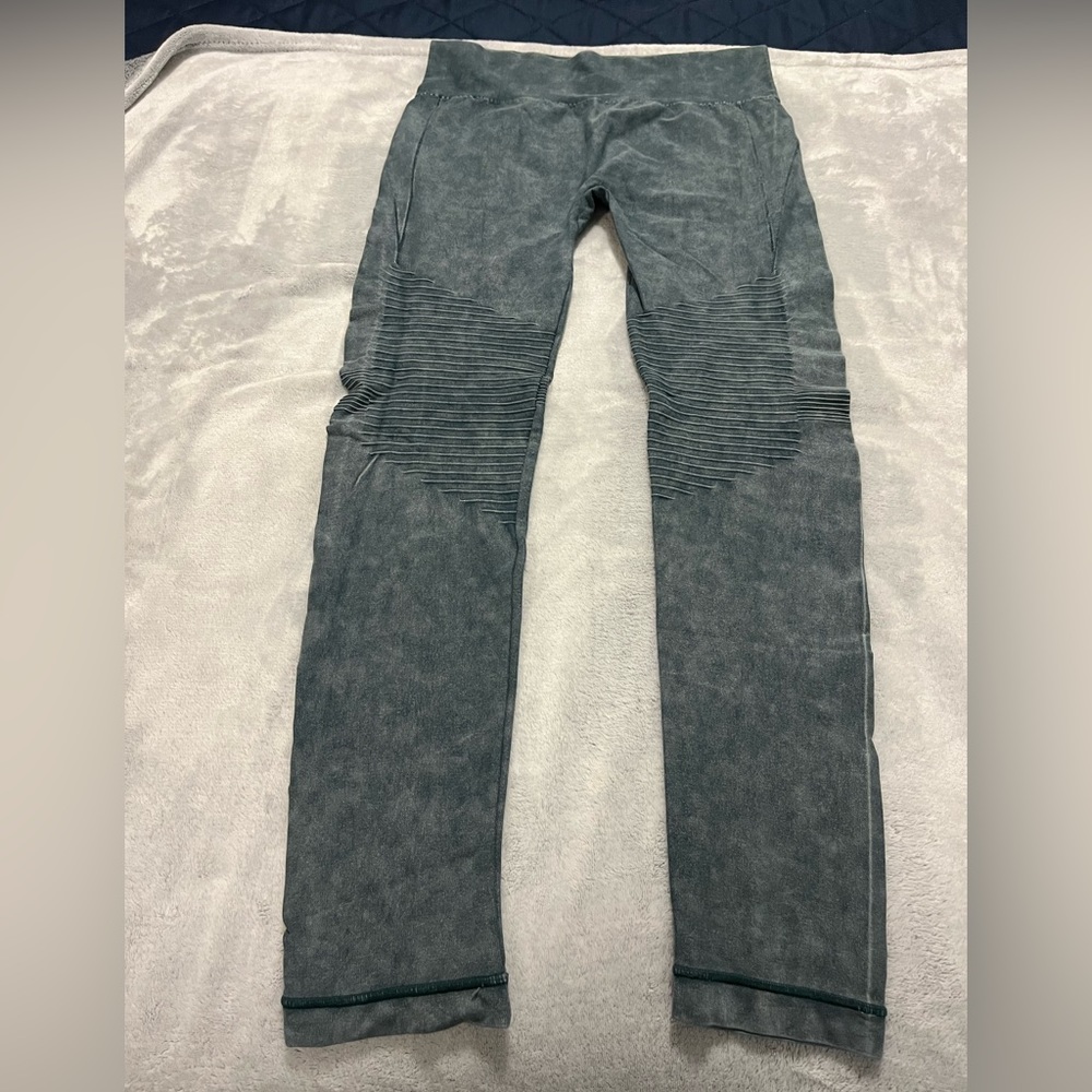 ***😀3 for $35./NWOT Leggings by Athleisure.   ‘